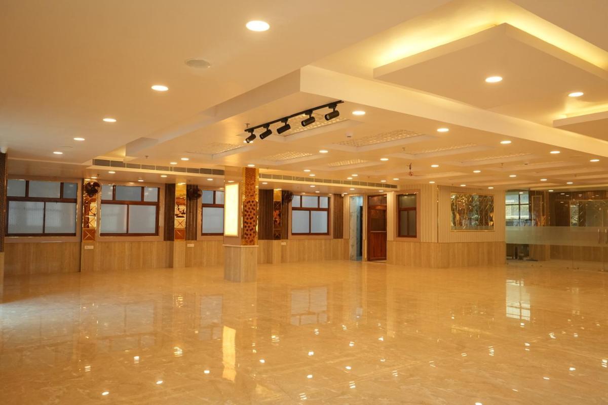 Hotel Golden Palace Lucknow Luaran gambar